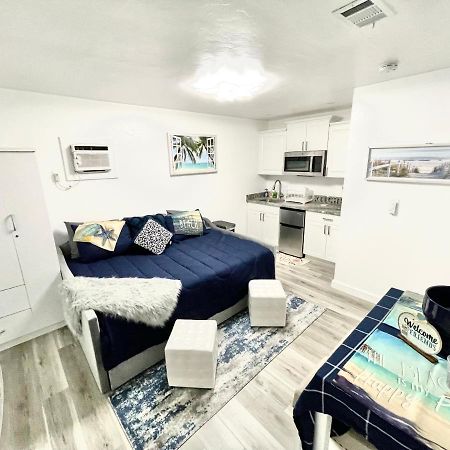Adorable Studio In Downtown Cape Coral Near Beach! Buitenkant foto